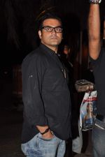 Arbaaz Khan at Farhan Akhtar_s house for dinner in Mumbai on 9th Dec 2012 (19).JPG